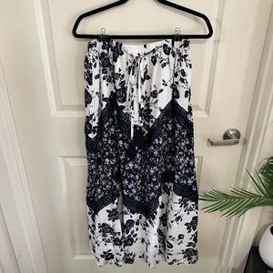 Woman’s maxi skirt